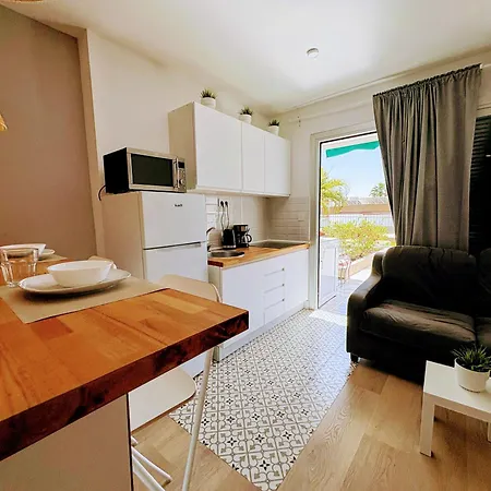 Koka15 Pool By Wave Apartment